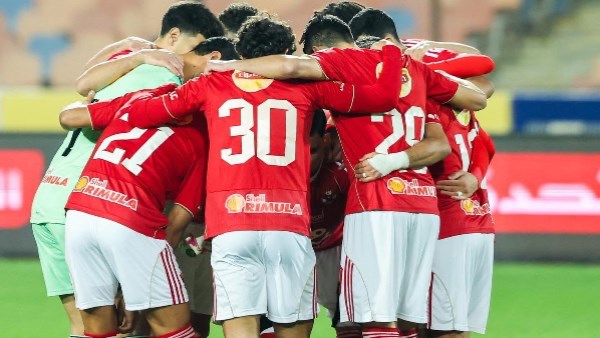 إعلامي: الأهلي ينفي صدور حكم جديد ضد مدرب حراس جهاز ريبيرو