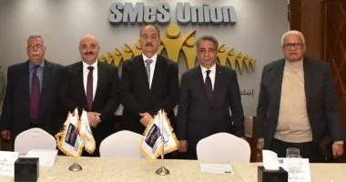اتحاد مستثمري المشروعات يبحث تحديات الصناعة بالصعيد ويطالب بتطبيق اللامركزية الذكية