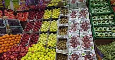 انتعاشة في سوق العبور.. تراجع أسعار الخضروات والفاكهة بمزاد اليوم الإثنين