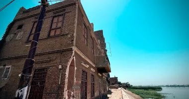 بدء أعمال لجنة الحصر والتوثيق والتسجيل للمباني التراثية والنسيج العمراني بدندرة
