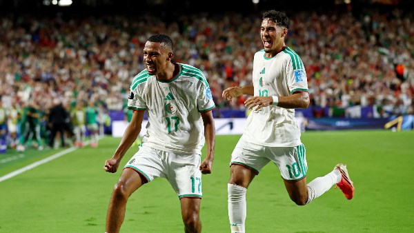بلغالي ينقذ الجزائر من التأخر أمام النمسا في شوط أول مُثير بكأس العالم 2026 | صور