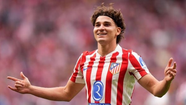 بيدري يرحب بصفقة جوليان ألفاريز ويتطلع لتكرار إنجاز إسبانيا في مونديال 2026