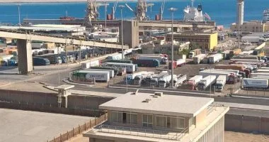 تداول 6 آلاف طن و565 شاحنة بضائع عامة ومتنوعة بموانئ البحر الأحمر