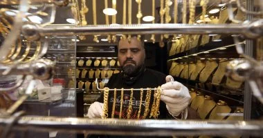 تعرف على آخر تطورات سعر الذهب اليوم.. عيار 24 بـ7331 جنيه