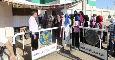 تعليم الوادى الجديد: انتظام طلاب الثانوية العامة فى امتحان اللغة العربية