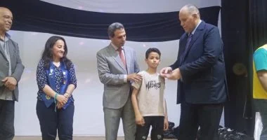 تعليم كفر الشيخ: توزيع 2447 نظارة طبية و237 تحويلًا لإجراء العمليات مجانا