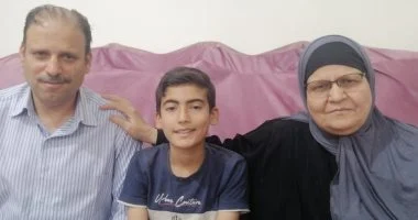 تنظيم الوقت وحفظ القرآن الكريم سر تفوق.. عمر محمد فى ابتدائية الشرقية
