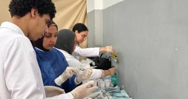 جامعة الإسكندرية تُنظم قافلة طبية شاملة لخدمة أهالي منطقة أبيس 7