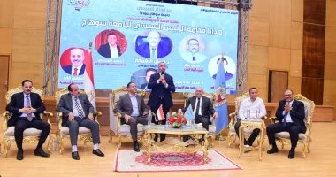 جامعة سوهاج تستعرض «هدايا الرئيس السيسي» في تطوير المنظومة الصحية