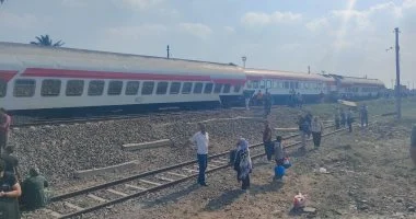 خروج 6 عربات من قطار 919 عن القضبان قبل دخوله محطة كفر الزيات بالغربية