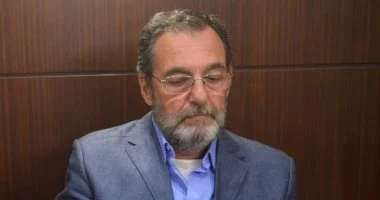 خروج الفنان محمد مرزبان من العمليات بعد جراحة 5 ساعات.. ووضعه تحت المتابعة