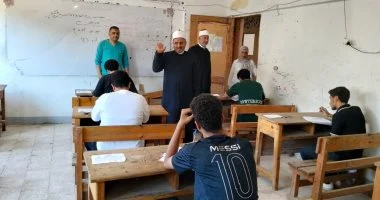 رئيس المنطقة يتابع امتحانات الثانوية الأزهرية للقسم العلمي بالإسماعيلية