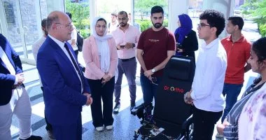 رئيس جامعة سوهاج يتفقد تدريب ريادة الأعمال ومعمل التصنيع الرقمي بمركز إبداع مصر الرقمية