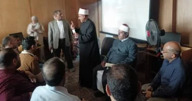 رئيس منطقة الإسماعيلية الأزهرية يتابع استعدادات امتحانات الثانوية
