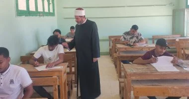 رئيس منطقة جنوب سيناء الأزهرية يتفقد امتحانات الشهادة الثانوية فى أبو زنيمة