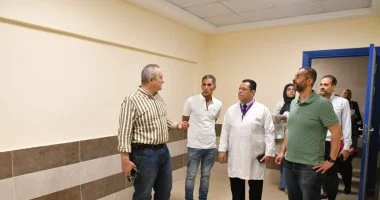 رئيس هيئة المستشفيات التعليمية يتفقد انتظام العمل بمستشفى بنها التعليمي