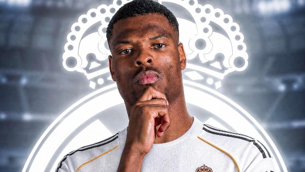 ريال مدريد يقترب من حسم اتفاقه مع الهولندي «دومفريس» .. وليفربول يترقب