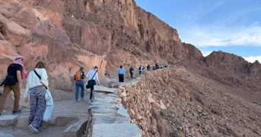 سانت كاترين تستقبل 465 سائحا من مختلف الجنسيات