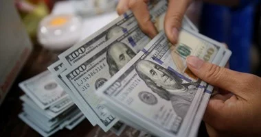 سعر الدولار اليوم الجمعة 12/6/2026 أمام الجنيه المصرى.. 51.93 جنيه للشراء