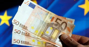 سعر اليورو بمنتصف تعاملات اليوم الأربعاء 10 يونيو 2026 بالبنوك المصرية