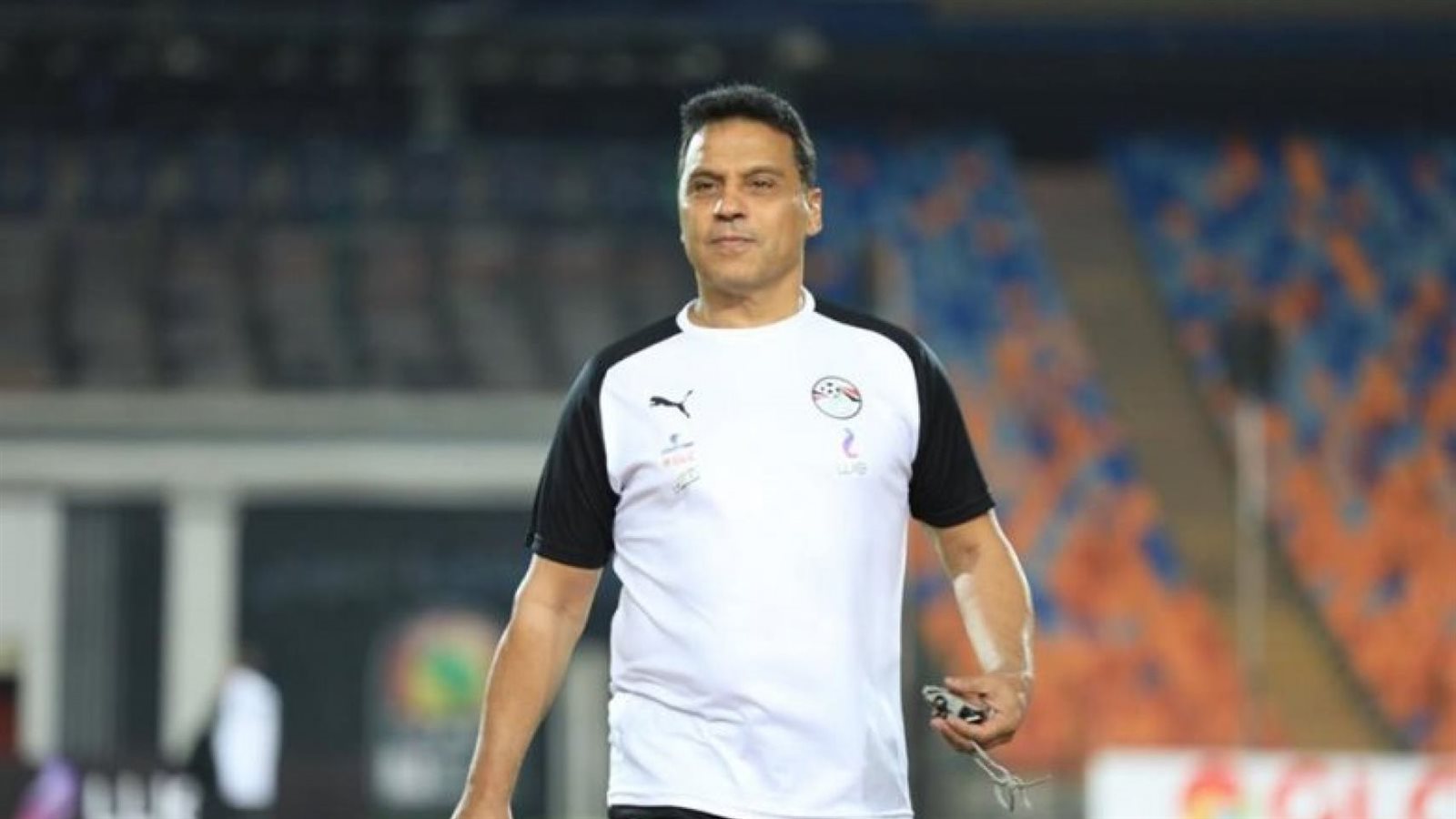 شوبير يكشف عن موقف حسام البدري من الاستمرار مع أهلي طرابلس