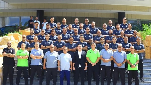 صرف مستحقات شهر مايو للحكام والمُقيمين