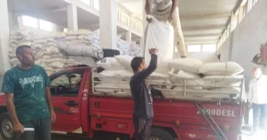 ضبط 2.5 طن سماد مدعم مخصص للحيازات الزراعية قبل بيعها بالسوق السوداء بأسيوط