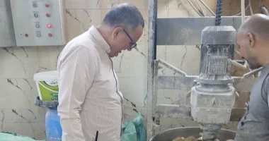 ضبط أطنان من السلع مجهولة المصدر ومواد غذائية بدون فواتير بالدقهلية