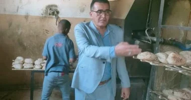 ضبط صاحب مخبز استولى على ربع طن دقيق بلدي مدعم وتحرير 8 محاضر متنوعة