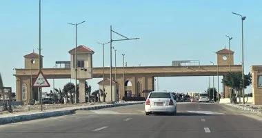 طفرة فى شبكات الطرق والخدمات لدعم السياحة والاستثمار بمدينة مرسى مطروح