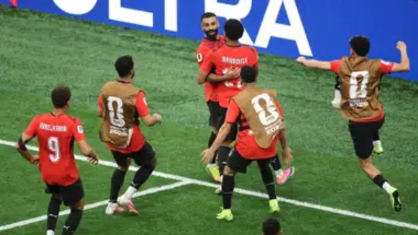 عاشوراء ومباراة الفخر.. 3 تحديات أمام مواجهة مصر وإيران فى المونديال