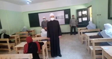 غضب وبكاء بين طلاب الثانوية الأزهرية بالدقهلية بسبب صعوبة امتحان النحو