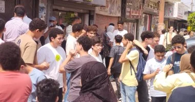 فرحة كبيرة على طلاب الشهادة الإعدادية بالقليوبية بعد انتهاء الامتحانات.. مباشر