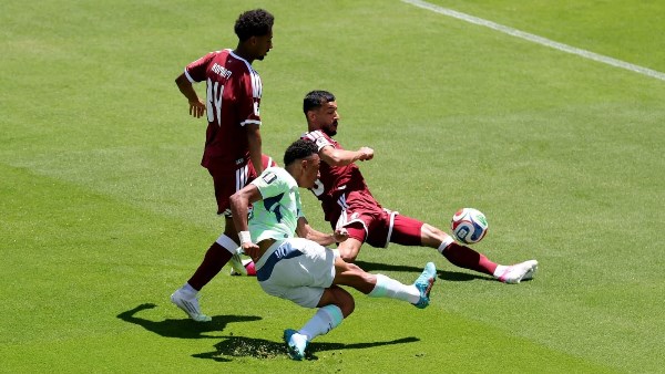 كأس العالم .. سويسرا تتفوق على قطر بهدف في الشوط الأول