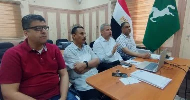 للتصدي للغش.. فحص طلاب الثانوية العامة بالشرقية بالعصا الإلكترونية