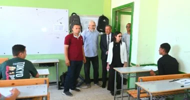 محافظ البحيرة تتفقد لجان الإعدادية بكفر الدوار وتؤكد توفير كافة التيسيرات