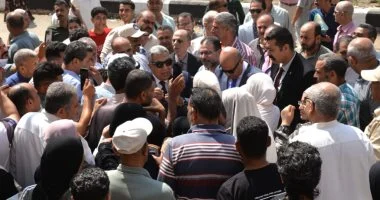 محافظ الدقهلية يتفقد لجان امتحانات الثانوية العامة ببلقاس ويؤكد توفير المناخ الملائم