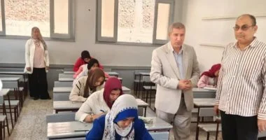 محافظ الشرقية: انتظام أعمال امتحانات الإعدادية دون معوقات
