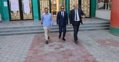 محافظ المنوفية يتفقد لجان امتحانات ثانوي عام بالمدارس الرسمية المتميزة لغات