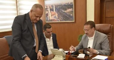 محافظ بورسعيد يعتمد نتيجة الشهادة الإعدادية بنسبة نجاح 79.2%