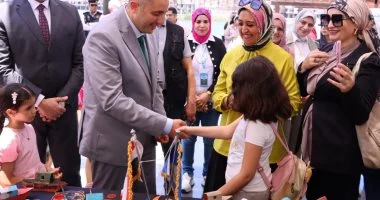 محافظ دمياط يُطلق إشارة بدء فاعليات اليوم الثقافى لمحافظة دمياط