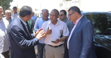 محافظ قنا يتابع مشروعات رصف وتطوير الطرق الداخلية بمركز الوقف