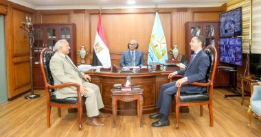 محافظ كفر الشيخ يؤكد سرعة حسم القضايا وحماية المال العام