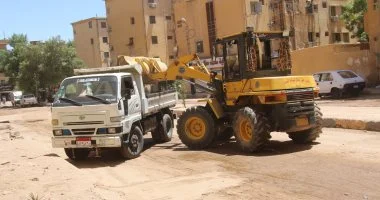 محافظة أسوان تنجح فى رفع 380 طن مخلفات من الشوارع