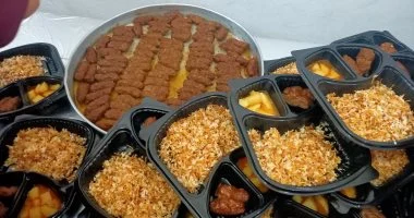 مطبخ الخير.. 5 آلاف وجبة لإفطار الصائمين بقرى مركز منوف فى يوم عاشوراء
