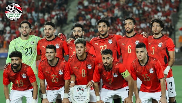منتخب مصر بالزي الأبيض أمام بلجيكا.. والأحمر في مواجهتي نيوزيلندا وإيران بالمونديال