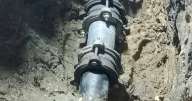مياه القناة: إصلاح كسر مفاجئ بخط مياه بقرية الحجاز وانتظام الخدمة