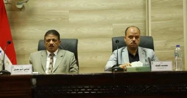 نائب محافظ الوادي الجديد يترأس اجتماع مشروع تحديث المخطط الاستراتيجي لمدينة الخارجة