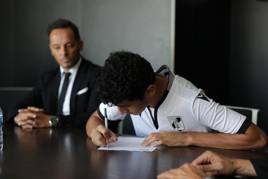 نادي راسينج سانتاندير الإسباني يتعاقد مع كابتن منتخب مصر للشباب محمد هيثم