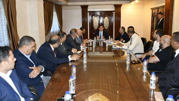 وزير الرياضة يلتقي اتحاد المصارعة والجهاز الفني لمتابعة خطط الإعداد والاستحقاقات المقبلة